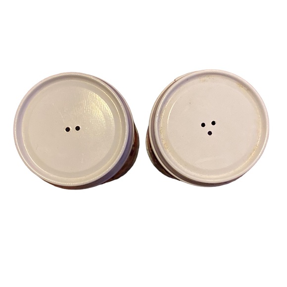 Coca Cola Salt and Pepper Shaker Set Collectable Memorabilia Tin Cans - Picture 5 of 8